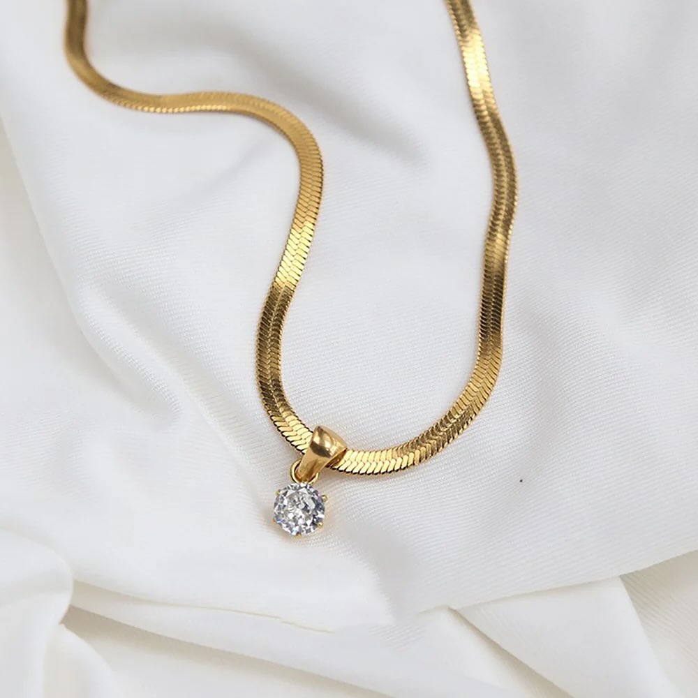 Zircon Kissed Pendant