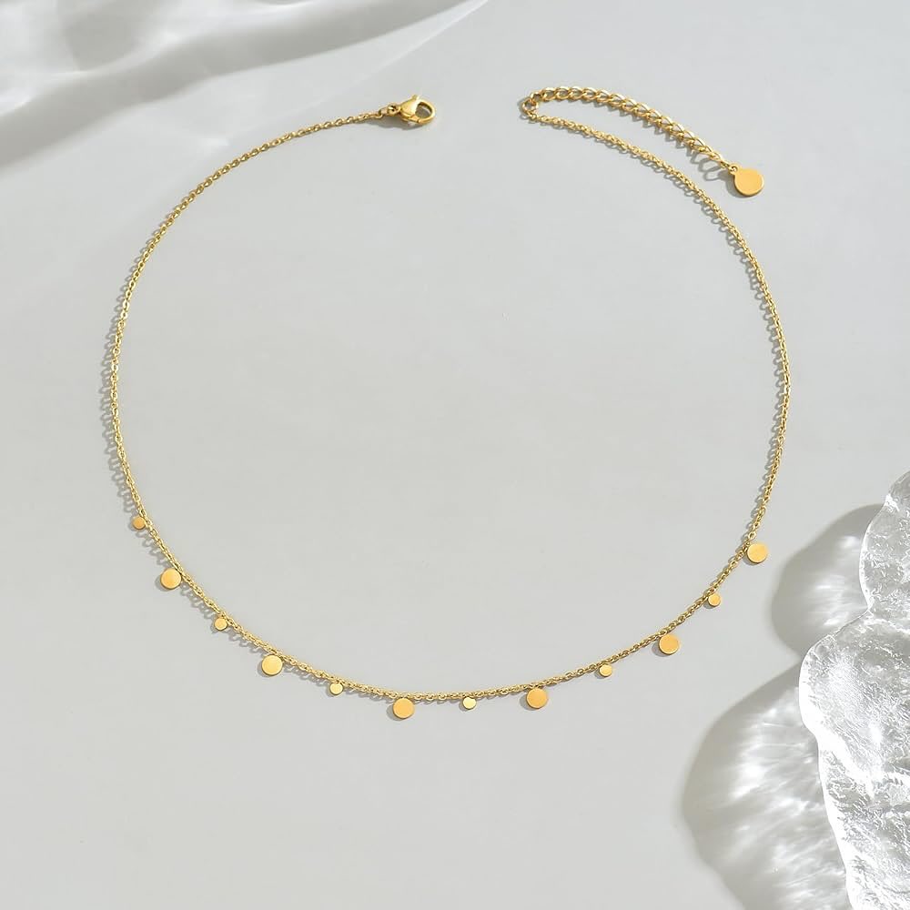 Luna Oval Pendant Necklace